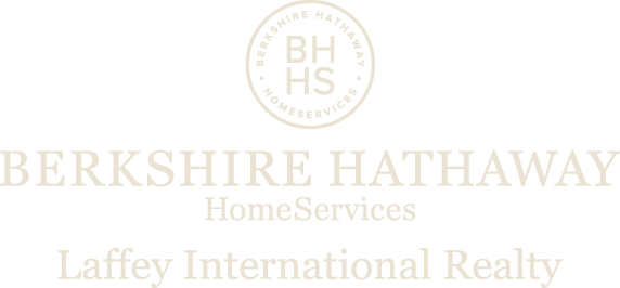 15 HARBOR CREST CT, HUNTINGTON, NY 11743